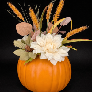 Fall Pumpkin Table Arrangement