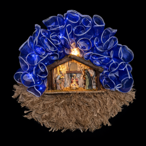 Mesh Christmas lighted Manger Scene Wreath